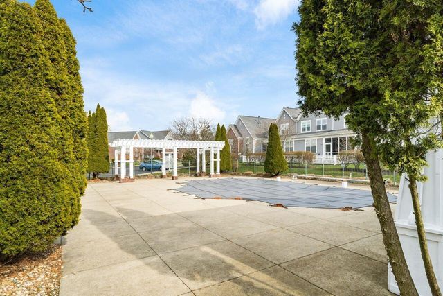 8170 Artisan Way, Reynoldsburg, OH 43068