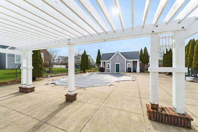 8170 Artisan Way, Reynoldsburg, OH 43068