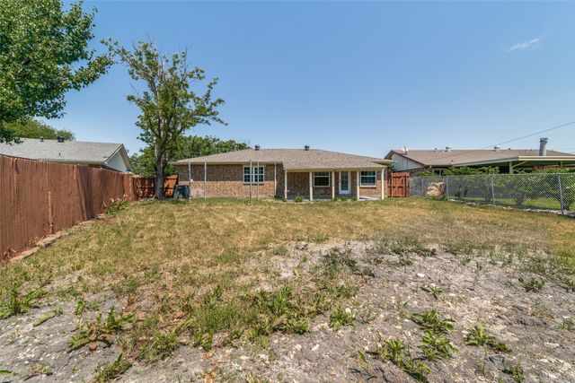 1502 Staple Drive, Mesquite, TX 75149