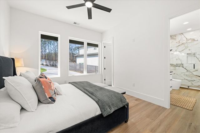 12048 Carnelda Drive, Seneca, SC 29672