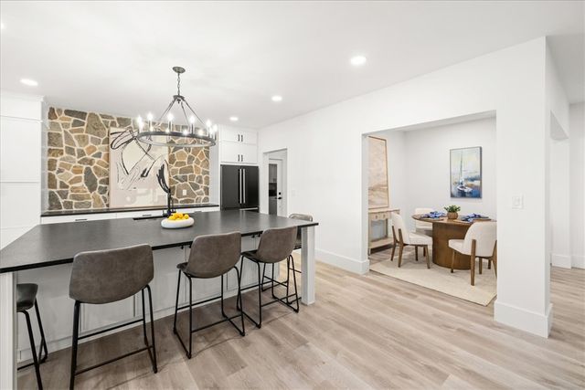 12048 Carnelda Drive, Seneca, SC 29672