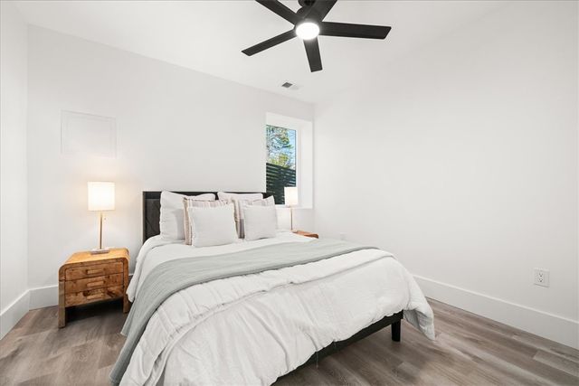 12048 Carnelda Drive, Seneca, SC 29672