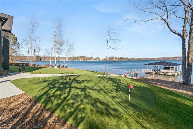 12048 Carnelda Drive, Seneca, SC 29672