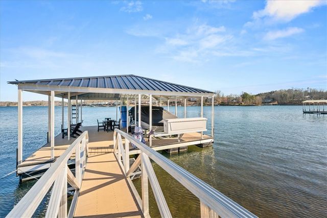 12048 Carnelda Drive, Seneca, SC 29672