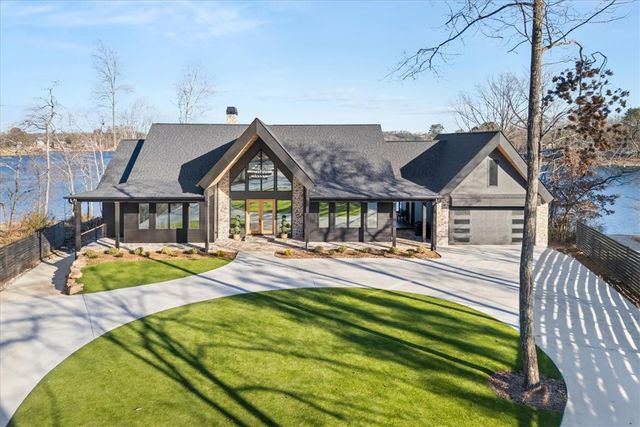 12048 Carnelda Drive, Seneca, SC 29672