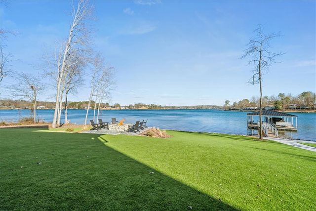 12048 Carnelda Drive, Seneca, SC 29672