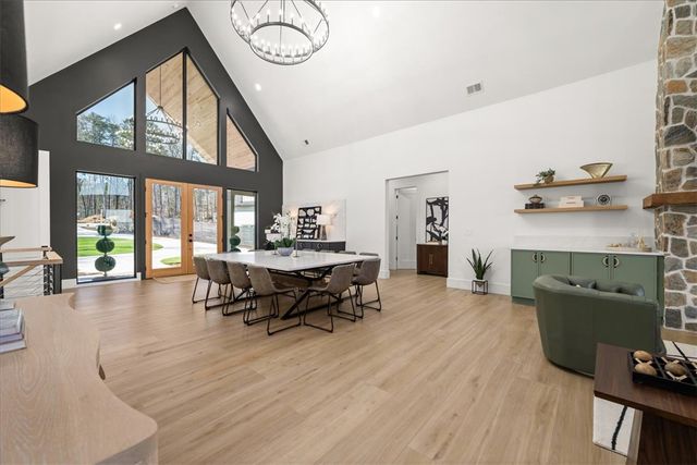 12048 Carnelda Drive, Seneca, SC 29672