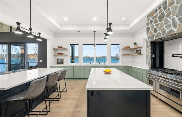 12048 Carnelda Drive, Seneca, SC 29672