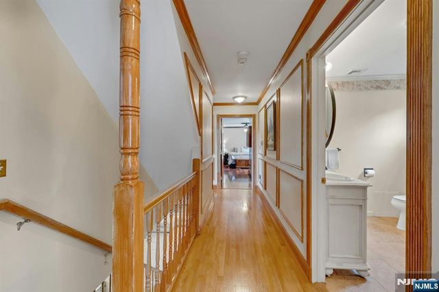 16 Shephard Road, West Milford, NJ 07421