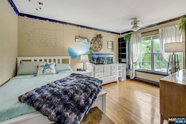16 Shephard Road, West Milford, NJ 07421