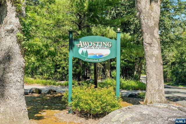 16 Shephard Road, West Milford, NJ 07421