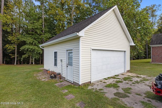 3508 Old Airport Road, New Bern, NC 28562