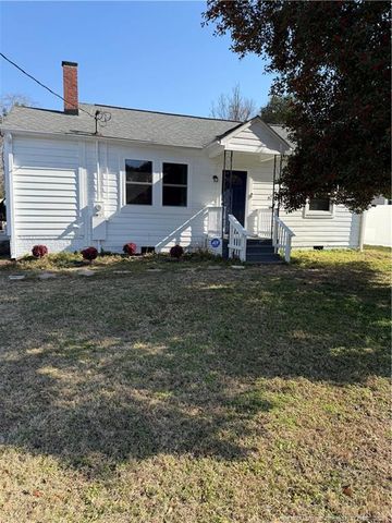 128 W Circle Court, Fayetteville, NC 28301