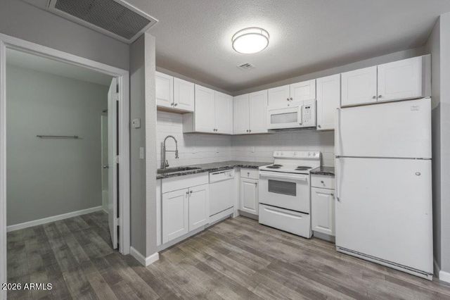 16033 N 25TH Street 7, Phoenix, AZ 85032