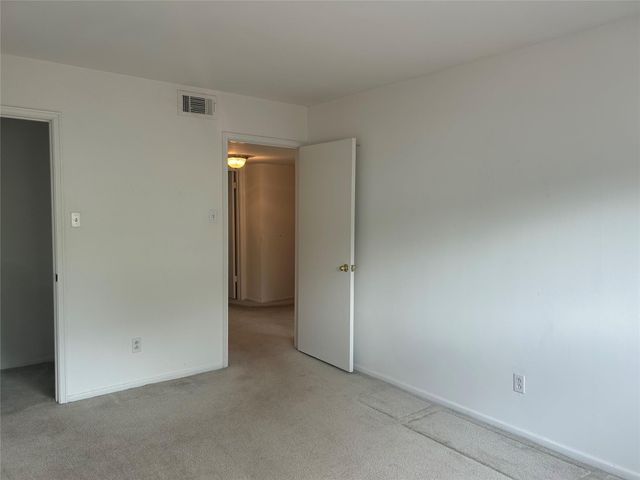 13190 Trail Hollow Drive 3190, Houston, TX 77079