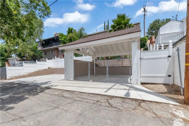 8926 Oswego Street, Sunland, CA 91040