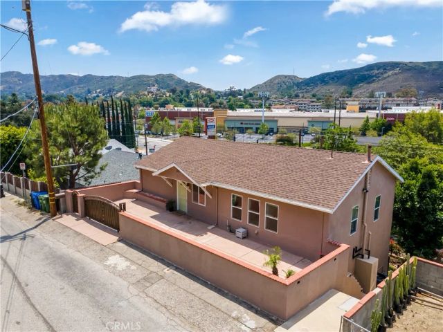 8926 Oswego Street, Sunland, CA 91040