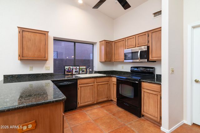 8442 E GOLDEN CHOLLA Drive, Gold Canyon, AZ 85118