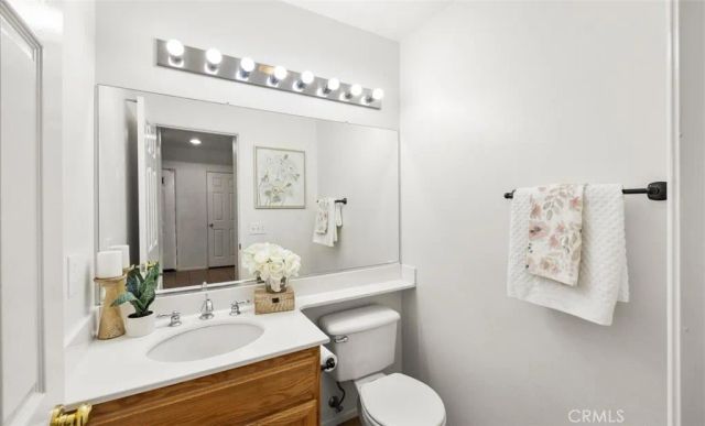 13077 Via Salvia, Riverside, CA 92503