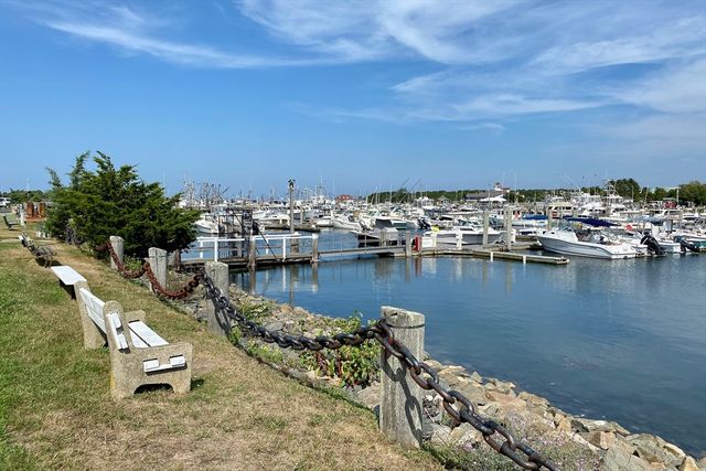 13 Hilltop Drive 13, Sandwich, MA 02563