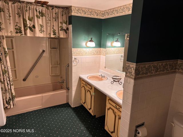 318 N Daniel Street, Edgerton, OH 43517