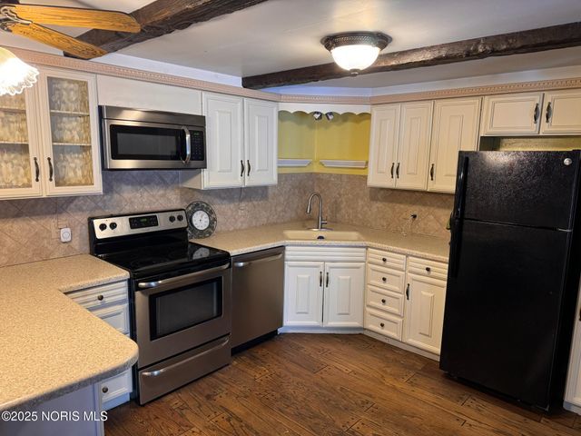 318 N Daniel Street, Edgerton, OH 43517