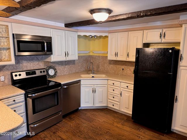 318 N Daniel Street, Edgerton, OH 43517