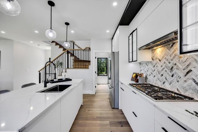 2 Buttercup Lane, Yarmouth, MA 02664