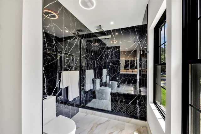 2 Buttercup Lane, Yarmouth, MA 02664