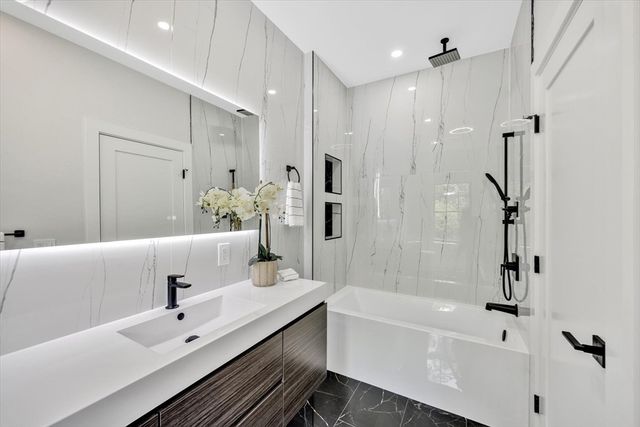 2 Buttercup Lane, Yarmouth, MA 02664