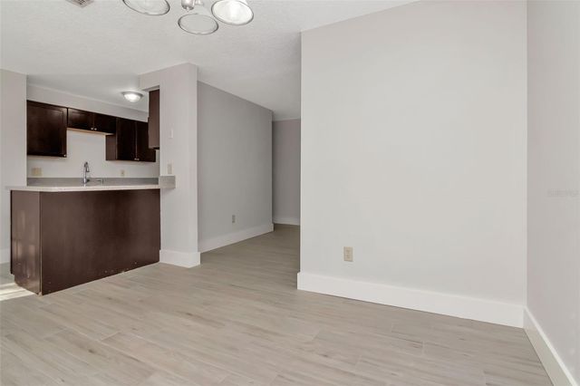 2826 W SHELTON AVENUE, Tampa, FL 33611