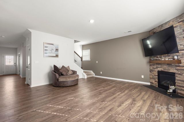 120 Sequoia Forest Drive, Mooresville, NC 28117