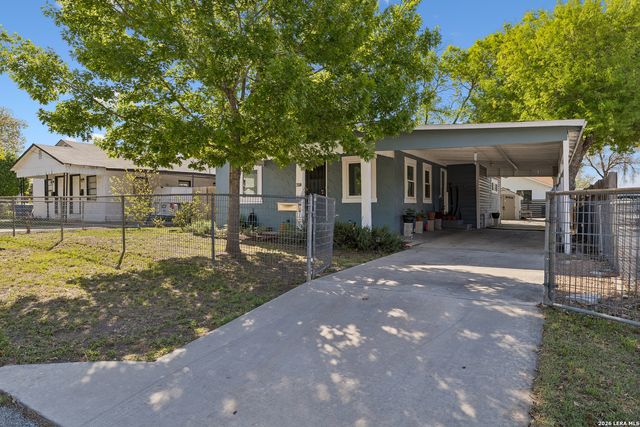 250 Benita, San Antonio, TX 78210