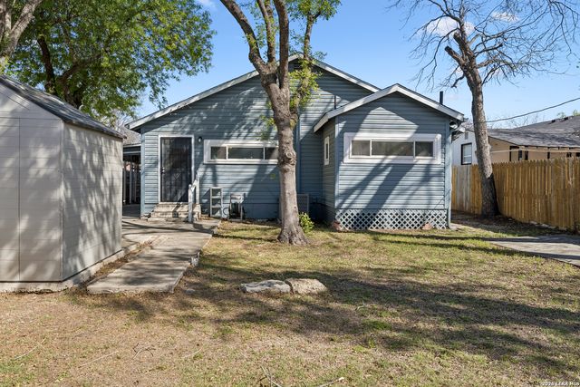 250 Benita, San Antonio, TX 78210