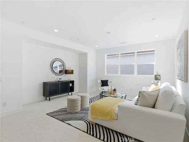 27619 Juniper Lane, Valencia, CA 91381