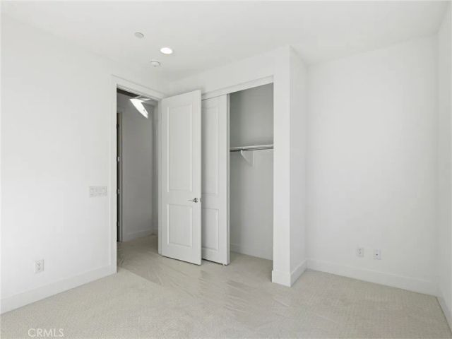 27619 Juniper Lane, Valencia, CA 91381