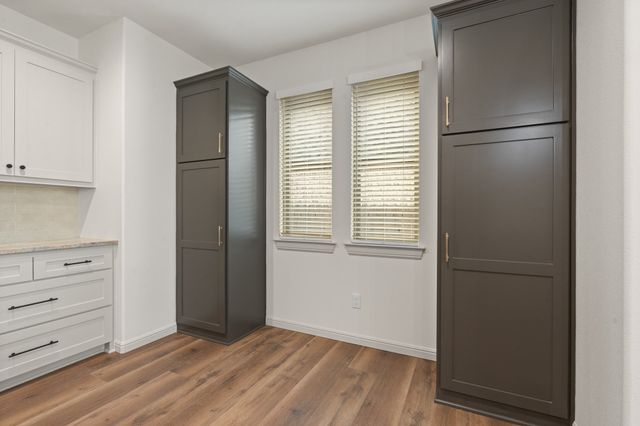 1707 Lakeway Drive, Cleburne, TX 76033