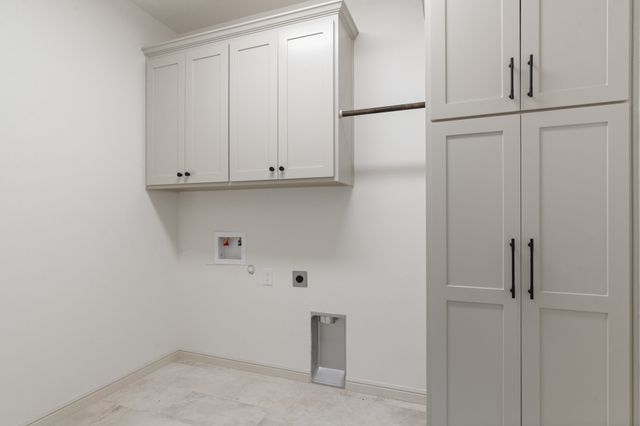 1707 Lakeway Drive, Cleburne, TX 76033