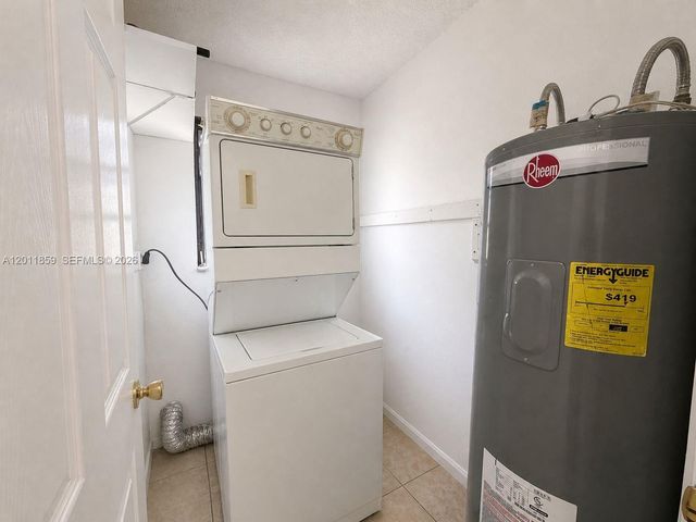 4401 W 10th Ct, Hialeah, FL 33012