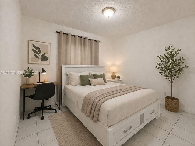 4401 W 10th Ct, Hialeah, FL 33012