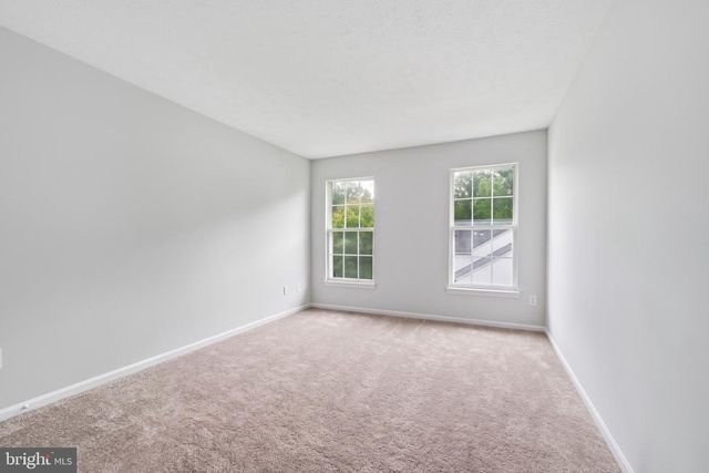 9260 MATTHEW DR, Manassas Park, VA 20111