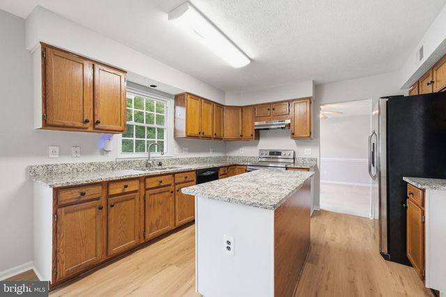 9260 MATTHEW DR, Manassas Park, VA 20111