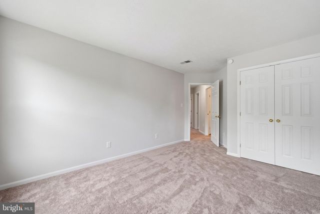 9260 MATTHEW DR, Manassas Park, VA 20111