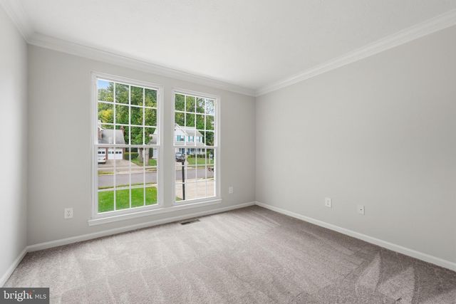 9260 MATTHEW DR, Manassas Park, VA 20111