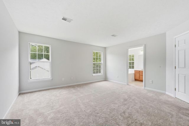 9260 MATTHEW DR, Manassas Park, VA 20111