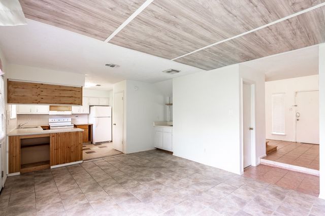 4423 Mossygate Drive, Spring, TX 77373