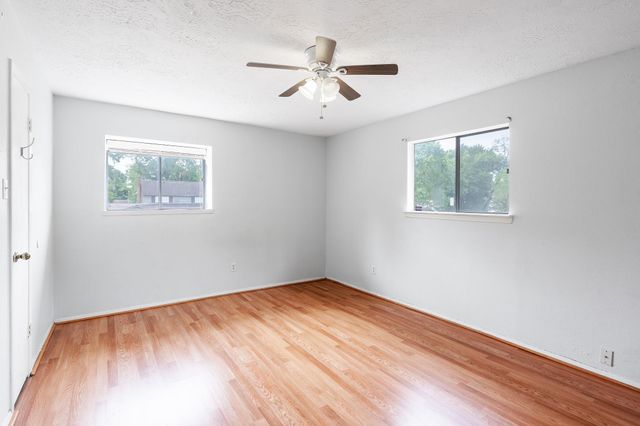 4423 Mossygate Drive, Spring, TX 77373