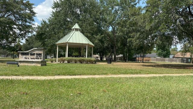 4423 Mossygate Drive, Spring, TX 77373
