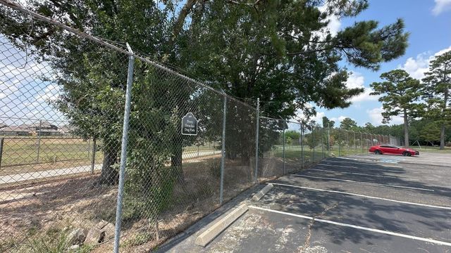 4423 Mossygate Drive, Spring, TX 77373