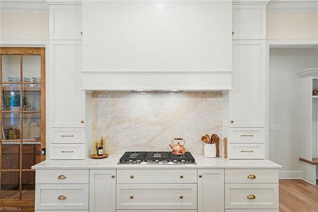 7689 Manderley Drive, Oak Ridge, NC 27310